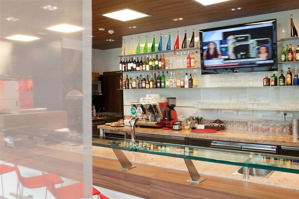 Hotel Ibis Kielce Centrum Restaurang bild